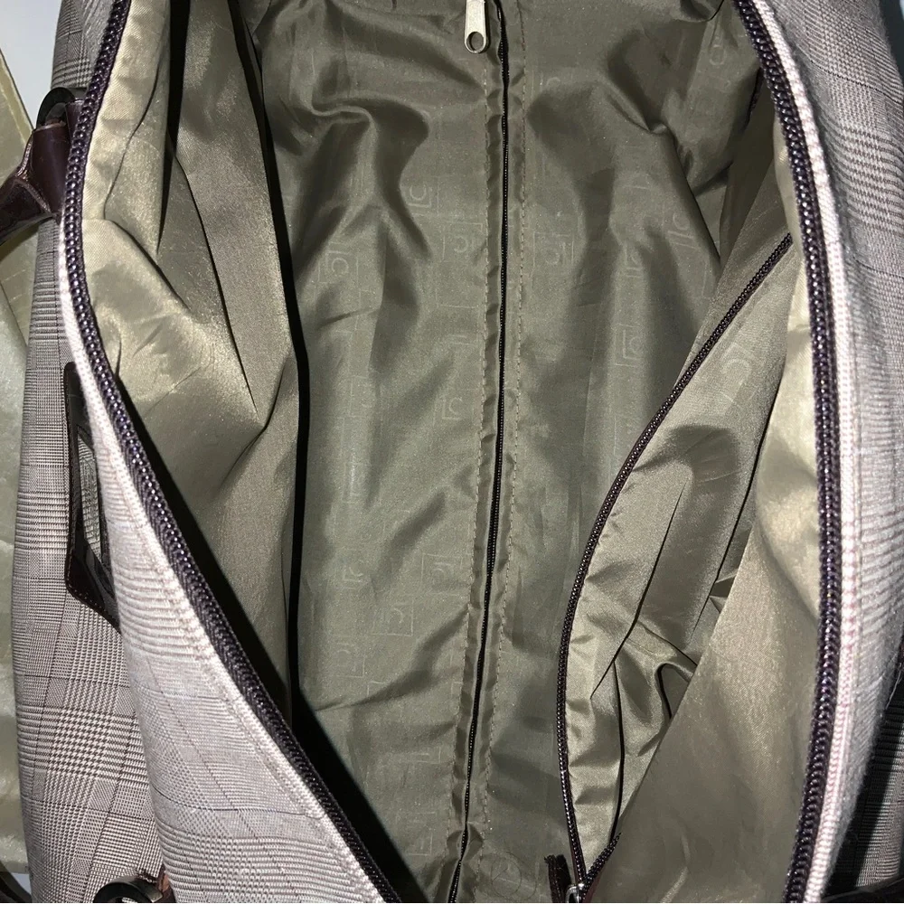 Liz Clairborne O hara series wheeled travel hand duffel luggage. Weekender. New. - Picture 2 of 8